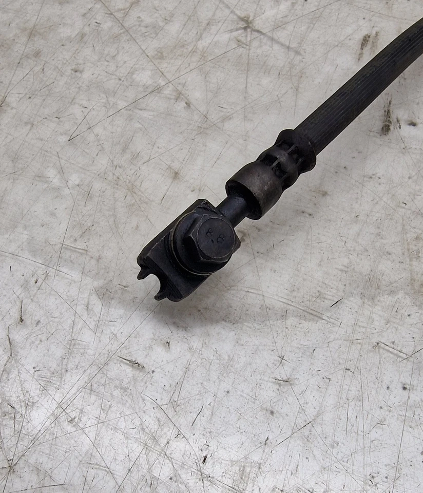 Volkswagen Jetta GLI 2011-2017 OEM línea de manguera de freno lado pasajero delantero derecho Foto 3 de 4