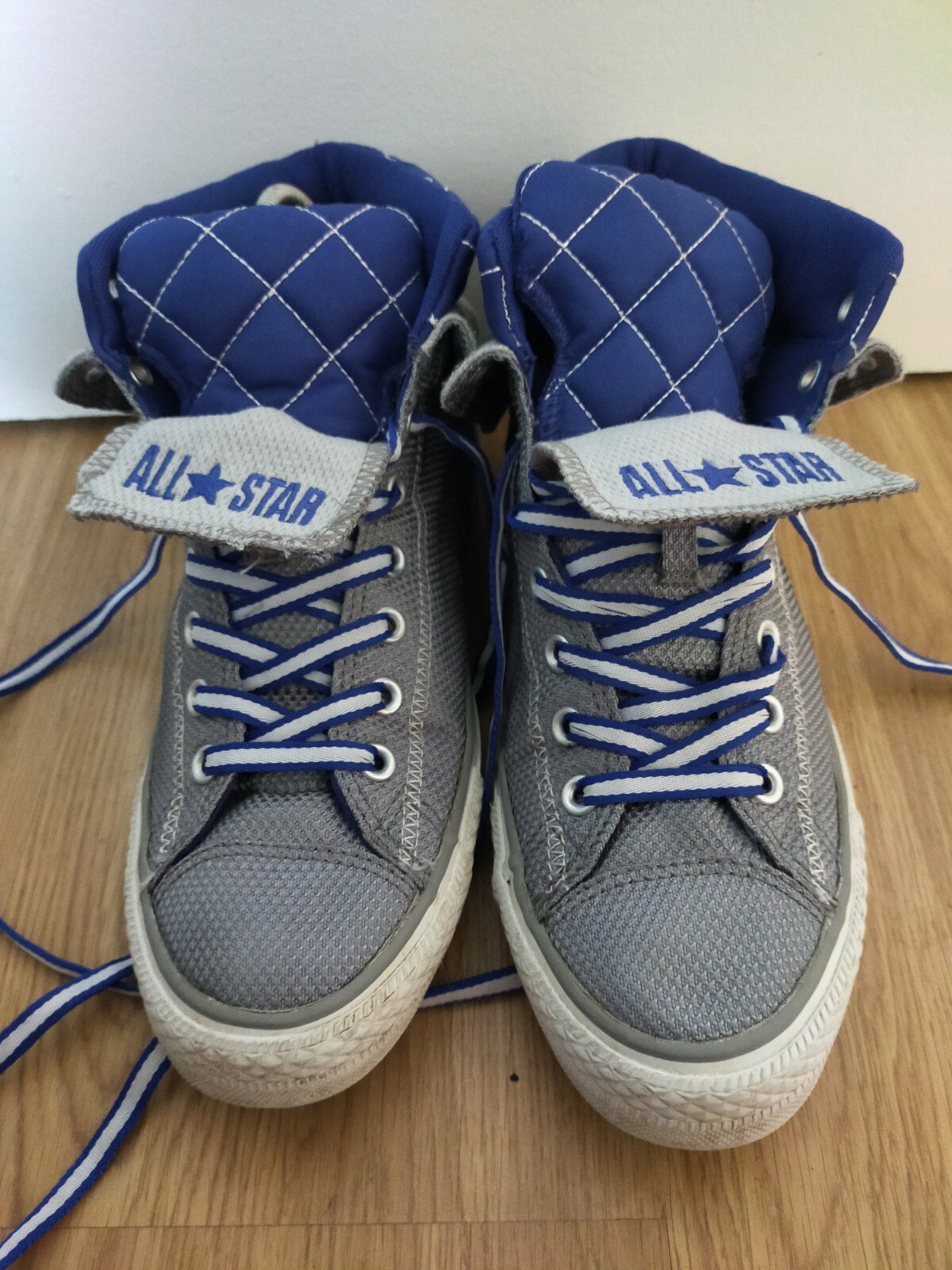 grey and blue converse