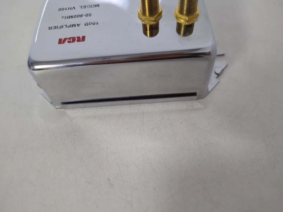 RCA 10dB Amplifier 50-900MHz Model VH100 - Image 4 of 4