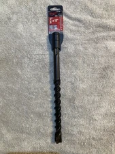Milwaukee 48-20-3944 Rotary Hammer Bit SDS-Max Bit 7/8 in. x 13 in. 4 Cutter