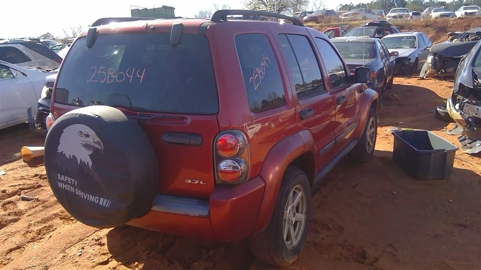 Rear Drive Shaft 3.7L 4WD Automatic Transmission Fits 03-07 Jeep Liberty OEM - Image 3 of 4