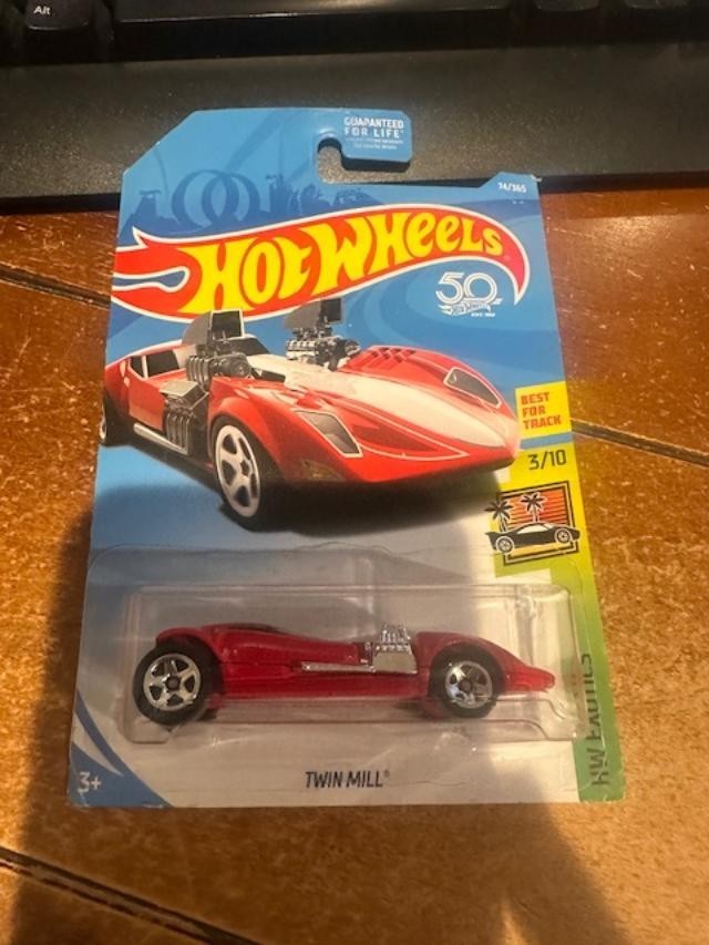 2018 Hot Wheels HW Exotics Twin Mill #74 Red