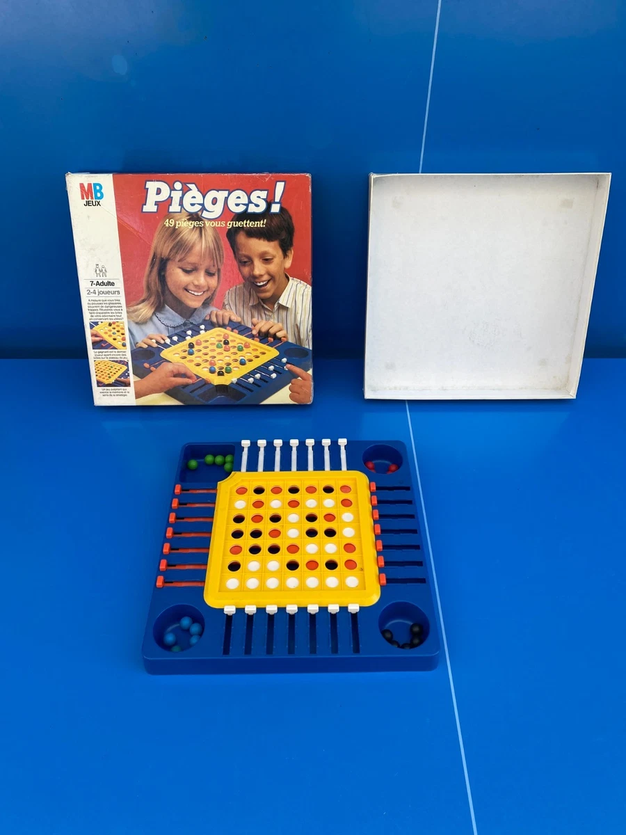 Juego De Mesa MB Vintage Completo N°3 Multicolor Piezas PIEGE Estrategia
