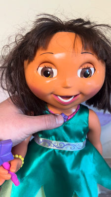 アート・デザイン・音楽 Artistic Doll Annual 2005 2005 Dora The Explorer Fairy Wishes Doll Animated Talks