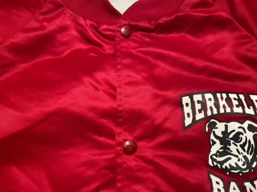 CHAQUETA A PRESIÓN BERKELEY BAND VINTAGE DE LOS AÑOS 80 PARA HOMBRE GRANDE ROJO BULLDOGS ABRIGO SATINADO e - Imagen 3 de 8