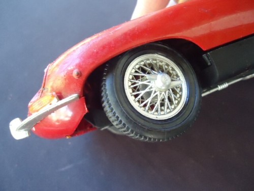 Vintage Jaguar XK.E 4.2L Red Polistil 1:16 SCALE tg8 Italy 3.81 diecast car - Picture 4 of 8