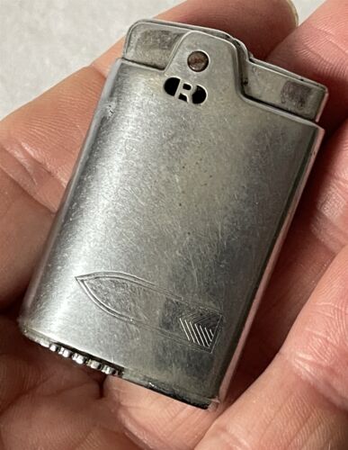 Vintage RONSON CAPRI Cigarette Lighter FOR REPAIR No Flint & Spring / Fuel - Picture 6 of 11