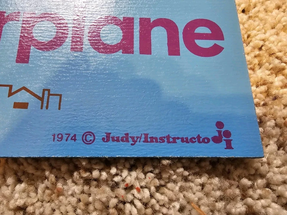 Quebra-cabeça bandeja de madeira vintage Judy Instructo A Is para alfabeto de avião anos 70 1974 brinquedo - Imagem 2 de 4