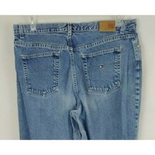 Tommy Hilfiger Women's Light Wash Distressed Jeans Size 16 R/31