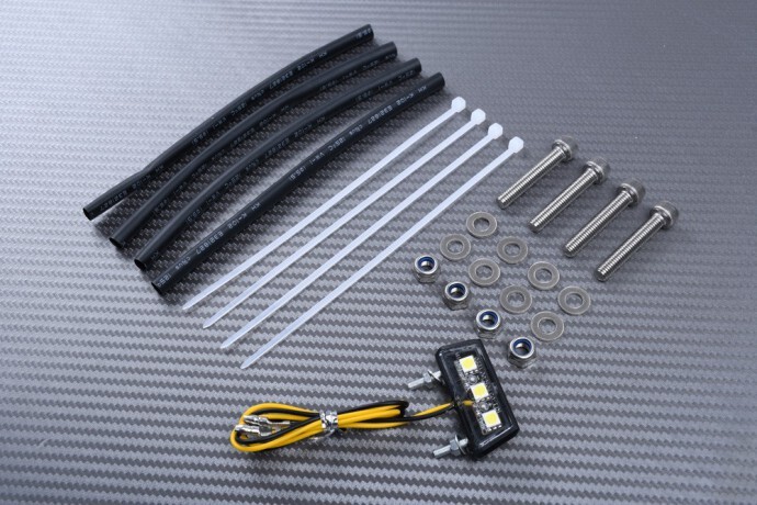 Support plaque immatriculation YAMAHA YZF R3 2019-2022 : solution bavette encombrante