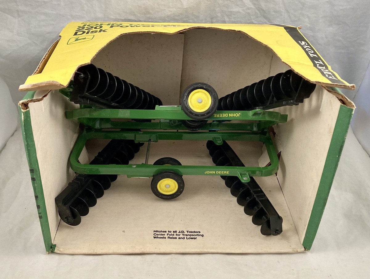 Vintage Ertl JOHN DEERE Diecast 220 Power-Flex Disk #583 Farm Toy