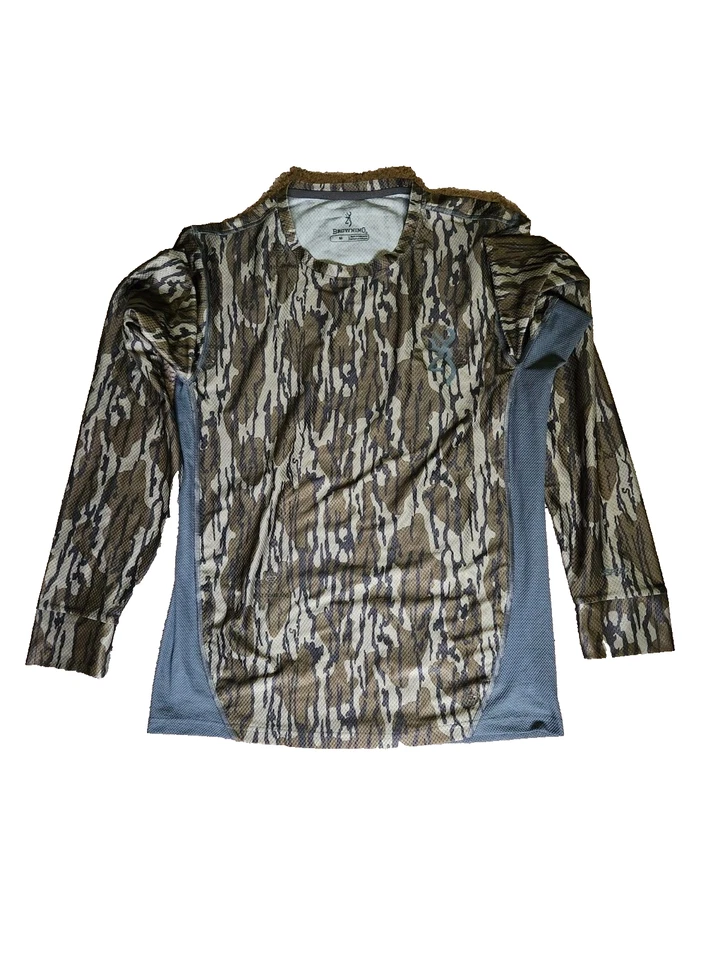 Collection of Browning Realtree Bark Shirt and Hoodies - Image 3 of 4