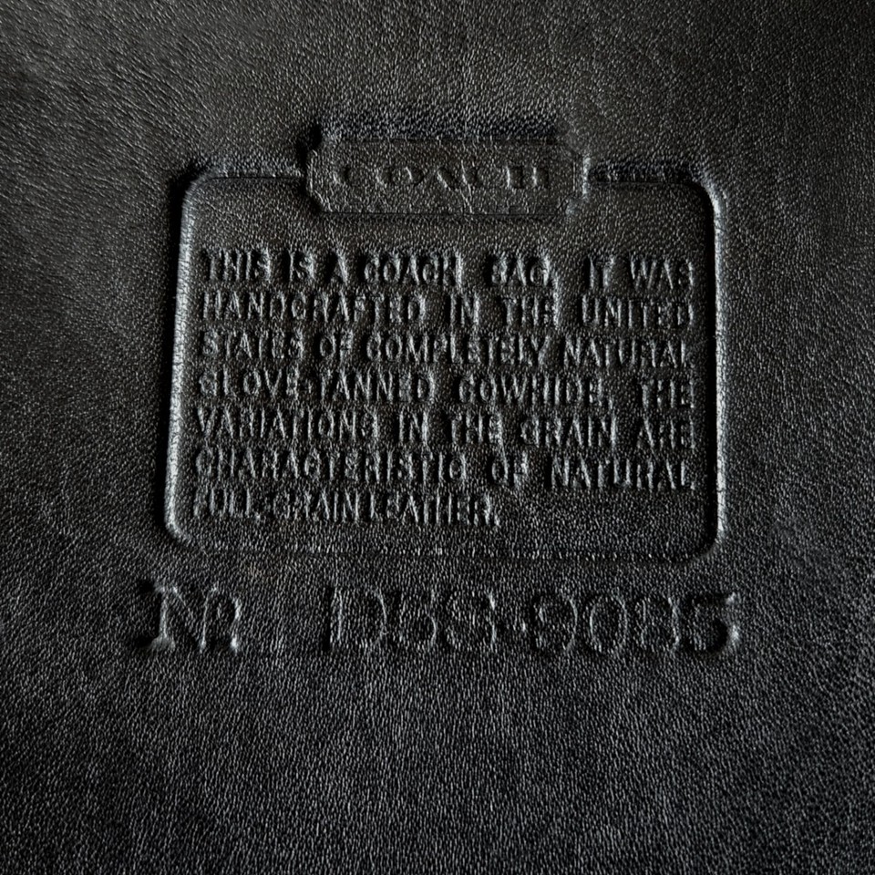 COACH Vintage 1990s Rare Black Cowhide Large Strappy Tote Bag D589085