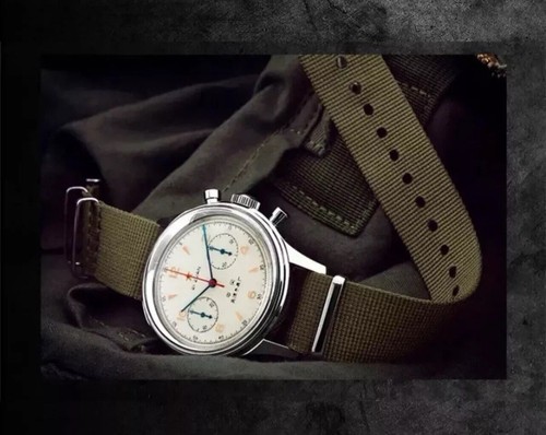 Mens Watch 1963 Pilot Watch 42mm Retro Quartz Chronograph. - Picture 8 of 11