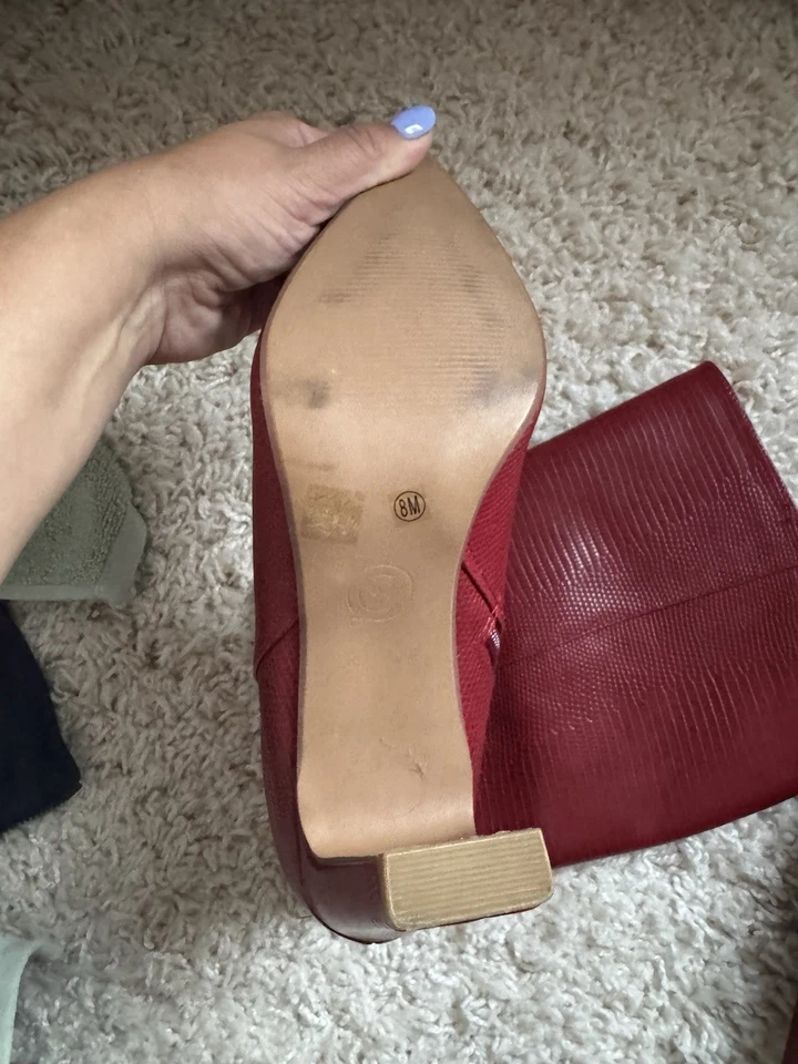 Bota china de lavandería Evanna 8M vacaciones $99 roja hasta la rodilla tacón alto punta Foto 3 de 4
