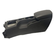 Nissan Qashqai I J10 Armlehne Mittelarmlehne Konsole Ablagefach Staufach Bj.2011