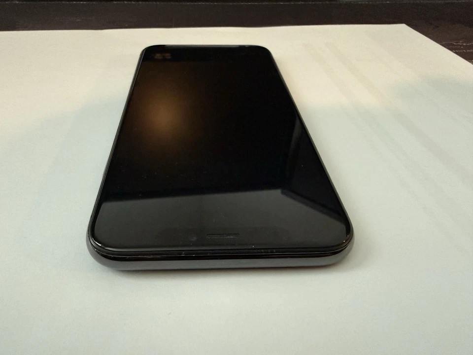 iPhone X 64GB разблокированный отличном состоянии - Изображение 3 из 4