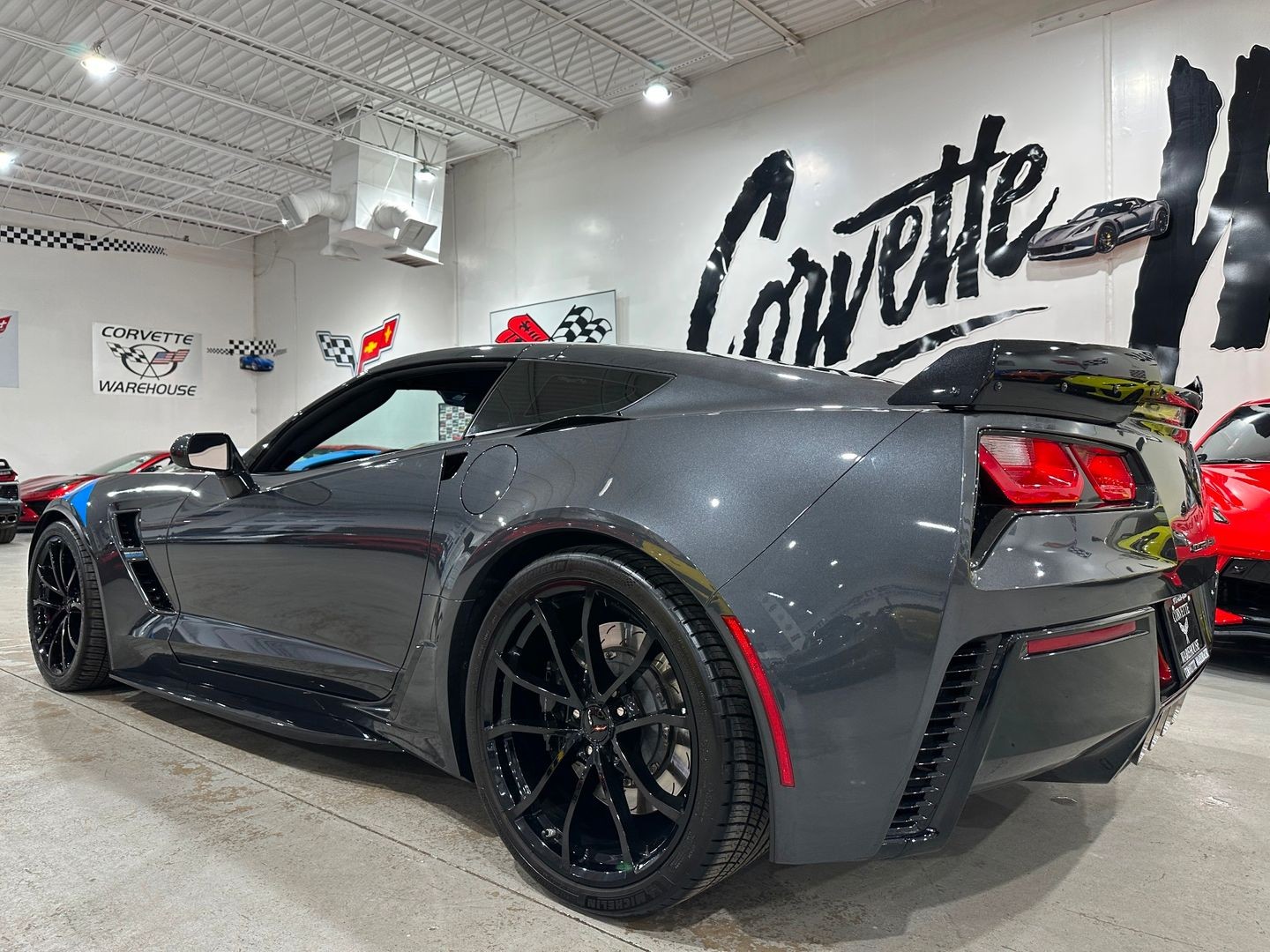 2017 [G7Q] Watkins Glen Gray Metallic Chevrolet Corvette   | C7 Corvette Photo 5