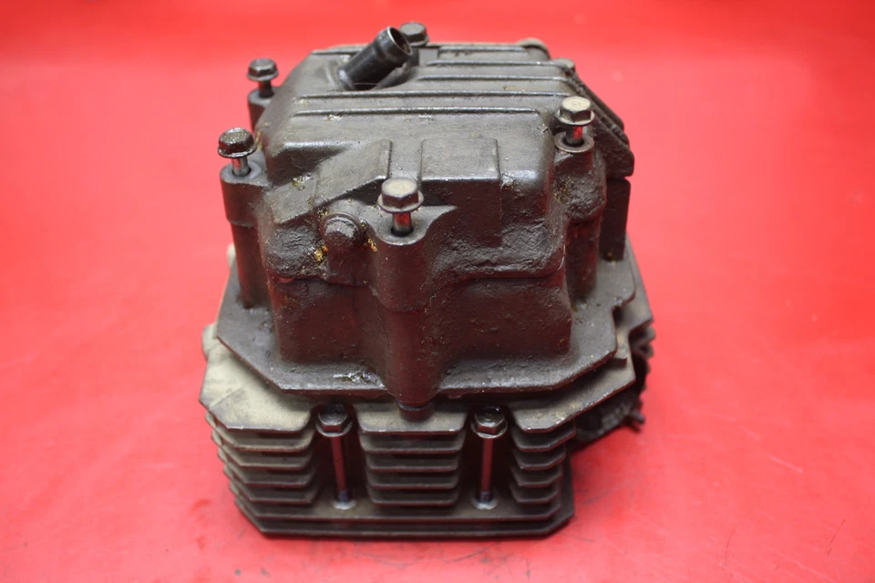 Honda Fourtrax 200 1992 motor extremo superior culata 12200-HB7-670 Foto 2 de 4