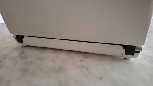 Portatile NetBook Acer Aspire One D250 Bianco Win7 2GB RAM 512GB HDD - Foto 21 di 24