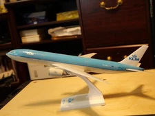 Skymarks KLM 777-200 1/200 Model (SKR072)