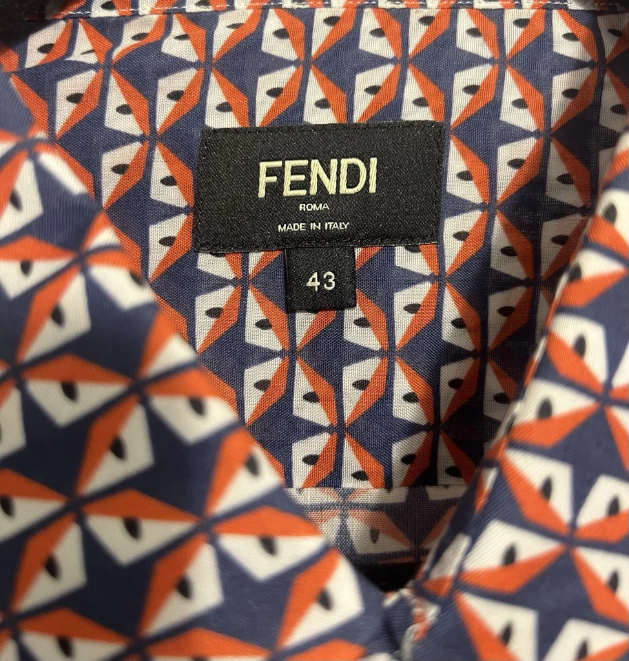 Authentic Fendi made in Italy button up shirt eyes rare 43 red white and blue - Image 4 of 4
