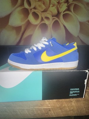 Nike SB Zoom Dunk Low Pro Boca Jr  Size 10.5 VNDS condition-Rep Box OG Laces
