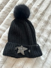 New VICTORIA'S SECRET Black KNIT SPARKLE POM BEANIE HAT CAP WINTER Stars Bling