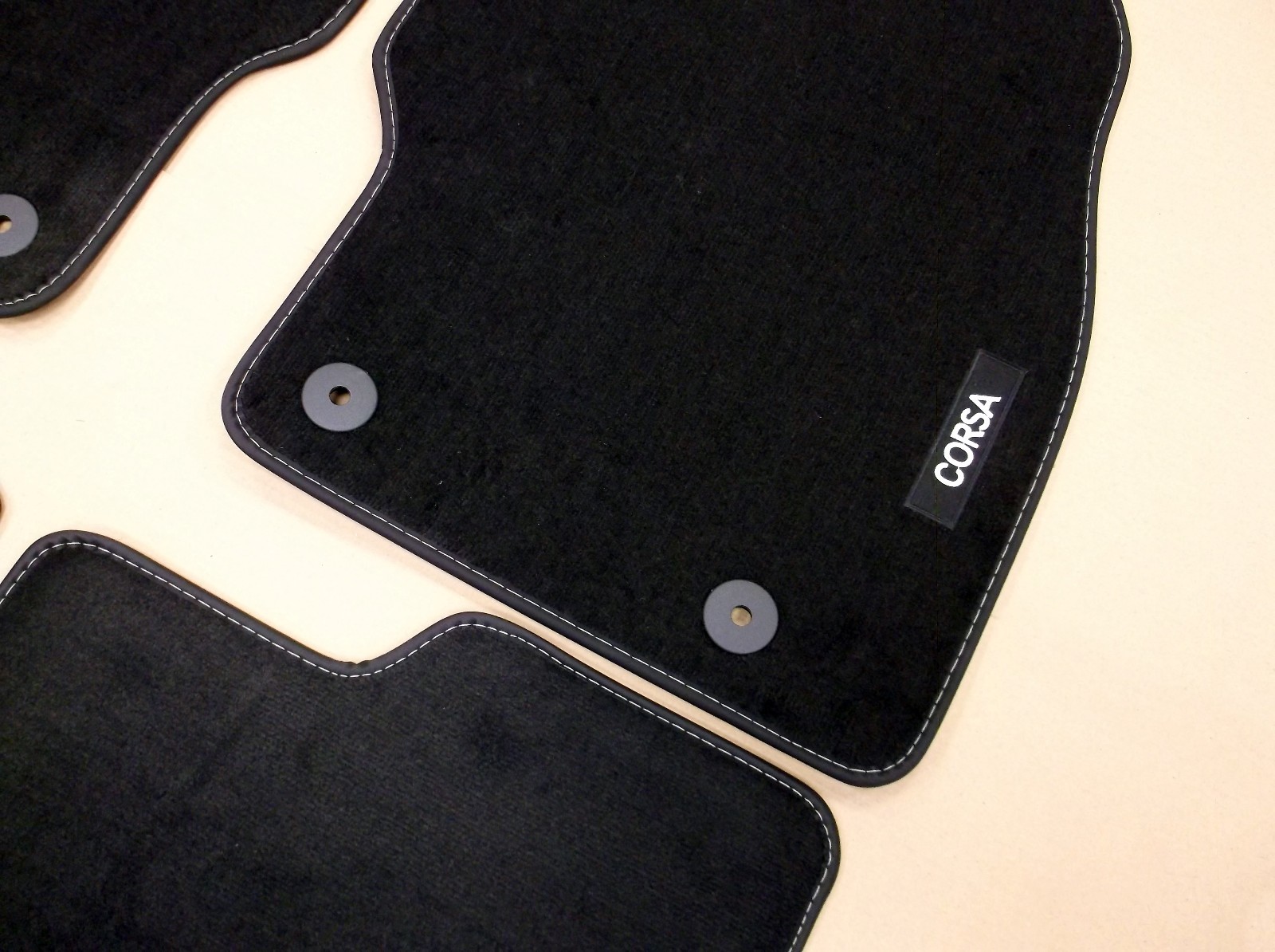 New Genuine Vauxhall Corsa D/E Tailored Velour Carpet Floor Mats Set LGBVAS0389 eBay