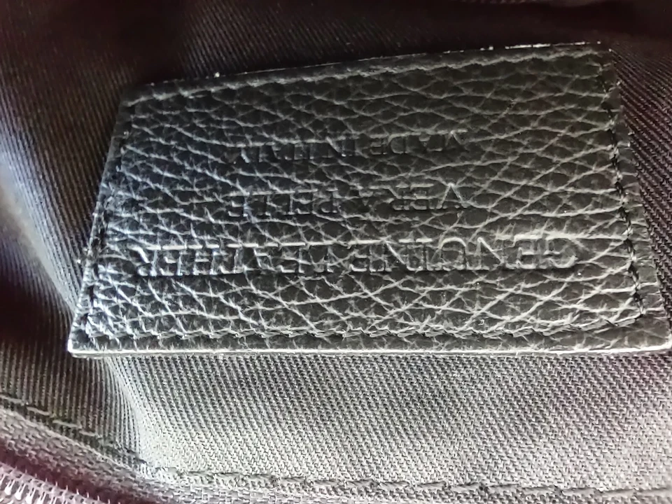 VERA PELLE MADE IN ITALY BLACK LEATHER BACKPACK 14X 13 OUTER POCKET Crossbody  - Image 4 of 4