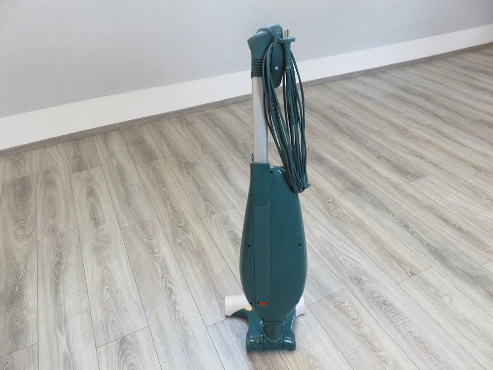 ORIGINAL Vorwerk Kobold VK 140 VK140 + EB 360 Aktivbürste TOP ZUSTAND U SAUBER - Bild 4 von 4