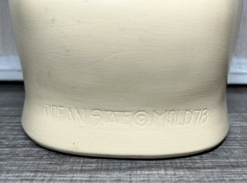 Vintage 1978 Ocean State Mold Doughboy Hand Painted Ceramic Coupon/Money Bank - Picture 3 of 12