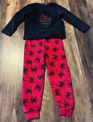 Primark Jungen Schlafanzug Größe 4-5 Jahre Kinder Oberteil & Unterteil Marvel Spider Man