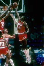 Moses Malone of the Houston Rockets 1980's Basketball photo 1