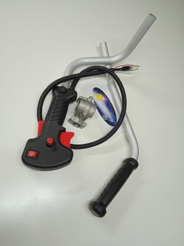 Manubrio doppia impugnatura con acceleratore per decespugliatore a scoppio - Foto 4 di 6