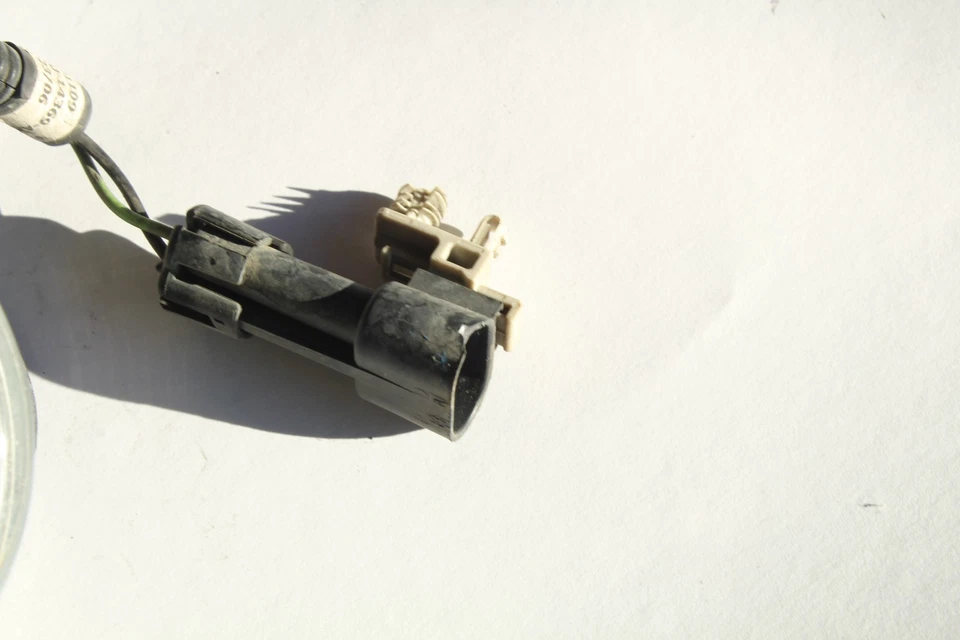 2007 FORD FOCUS ST 2.3 MT ПРОТИВОТУМАННАЯ ЛАМПА M3047 - Изображение 4 из 4