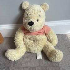 Plush doll stuffed TOY soft Disney Classic Winnie the Pooh squeaks