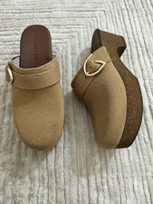 NIB Rothy's The Classic Clogs in the color Butternut Size 8  199
