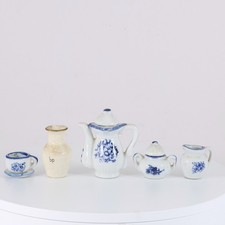 poupée vaisselle ancienne service café en porcelaine et vase 4,8 cm