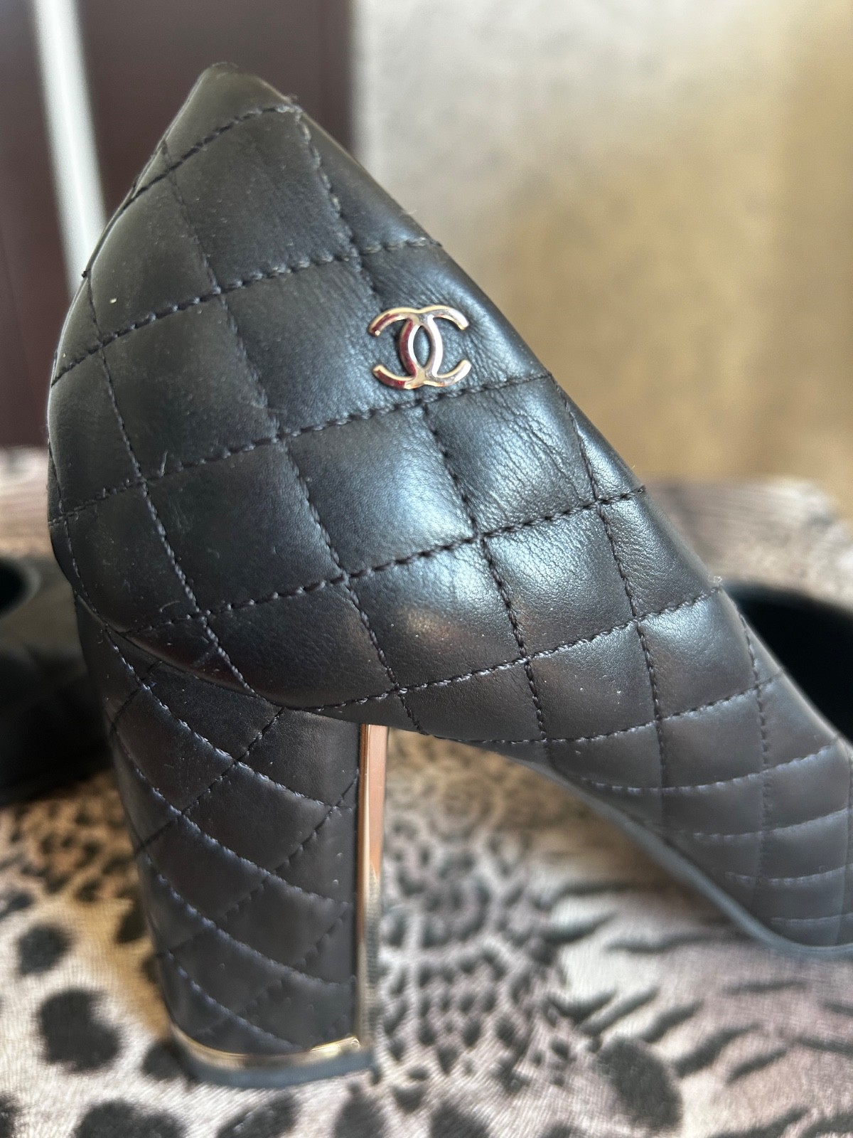 Black Chanel Quilted Pointed Cap-Toe Pumps Size 37.5 thumbnail 8