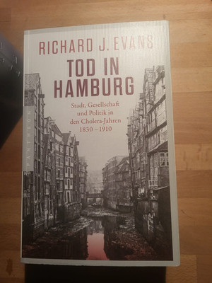 TOD IN HAMBURG - Richard J. Evans, PB, EA
