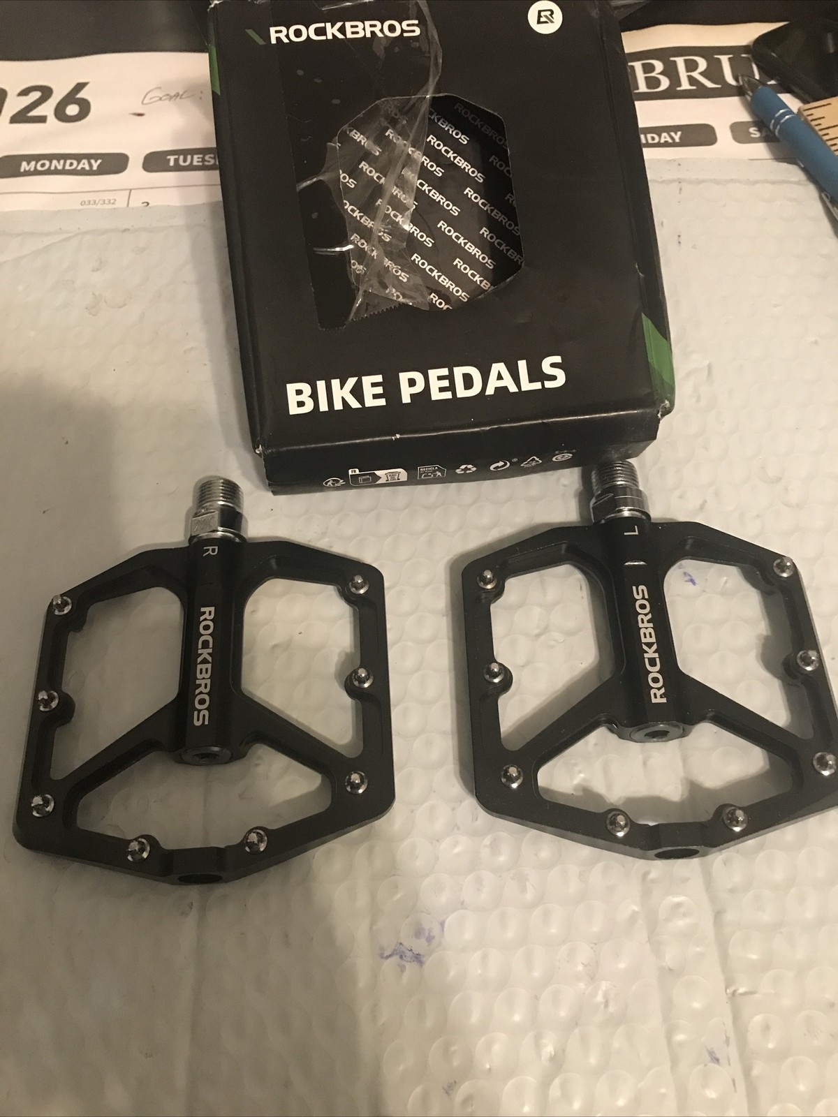Pedal Bicycle Flat Pedals Aluminum Titanium  9/16"  K203
