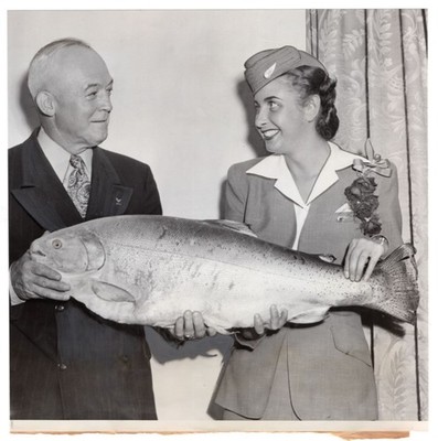 1947 USAAF General Hap Arnold Receiving Fish San Francisco California News Photo