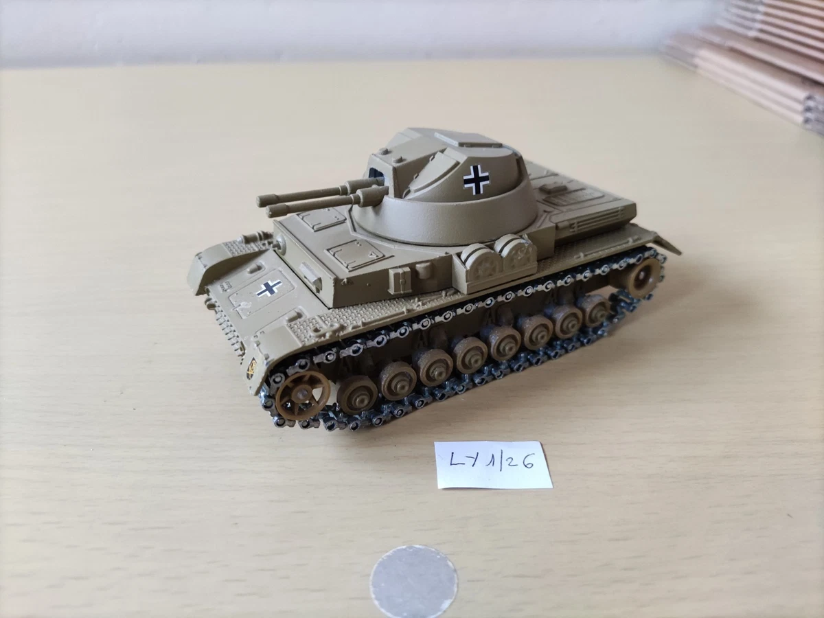 Le char Panzer IV sable camo canon long en miniature de Solido au 1/50e