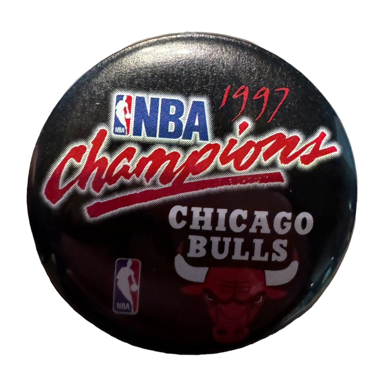 Chicago Bulls 1997 VTG NBA Champions basketball Button pin Michael Jordan Kerr thumbnail 5