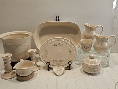 Pfaltzgraff Remembrance Stoneware Serving Lot 2Qt Baker 2¼Qt Canister USA