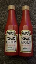 Vintage Heinz Tomato Ketchup Plastic Bottle Salt and Pepper Shakers Set