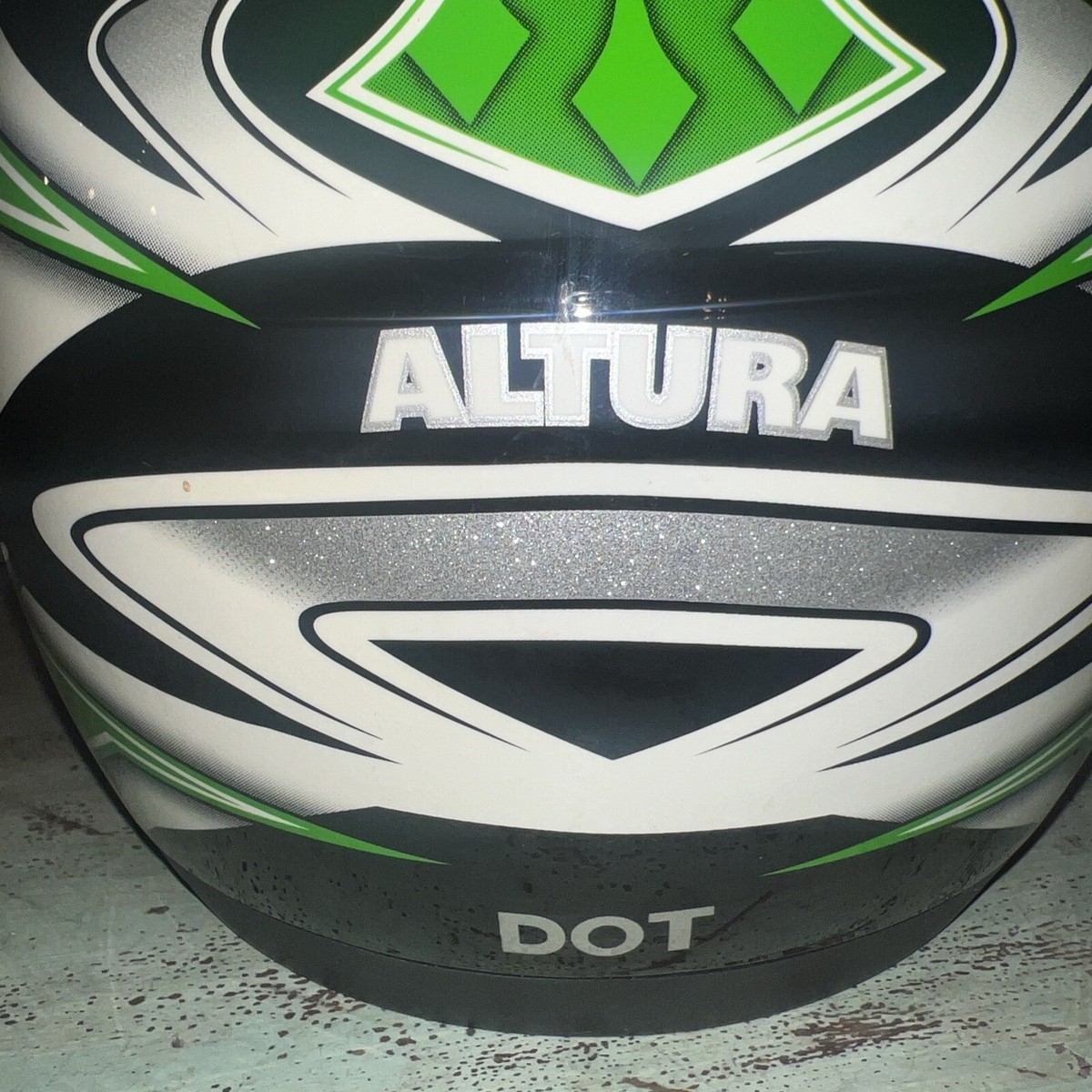 VEGA ALTURA HELMET, GREEN BLACK & SILVER SIZE MEDIUM DOT APPROVED | eBay