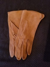 Saks Fifth Avenue NEW women's Leather Gloves Chestnut - Suede size small