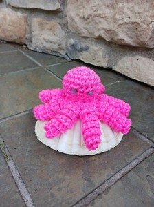 Catnip Octopus Cat Toy.  Pink Handmade Crochet Cat Toy w/Organic Catnip